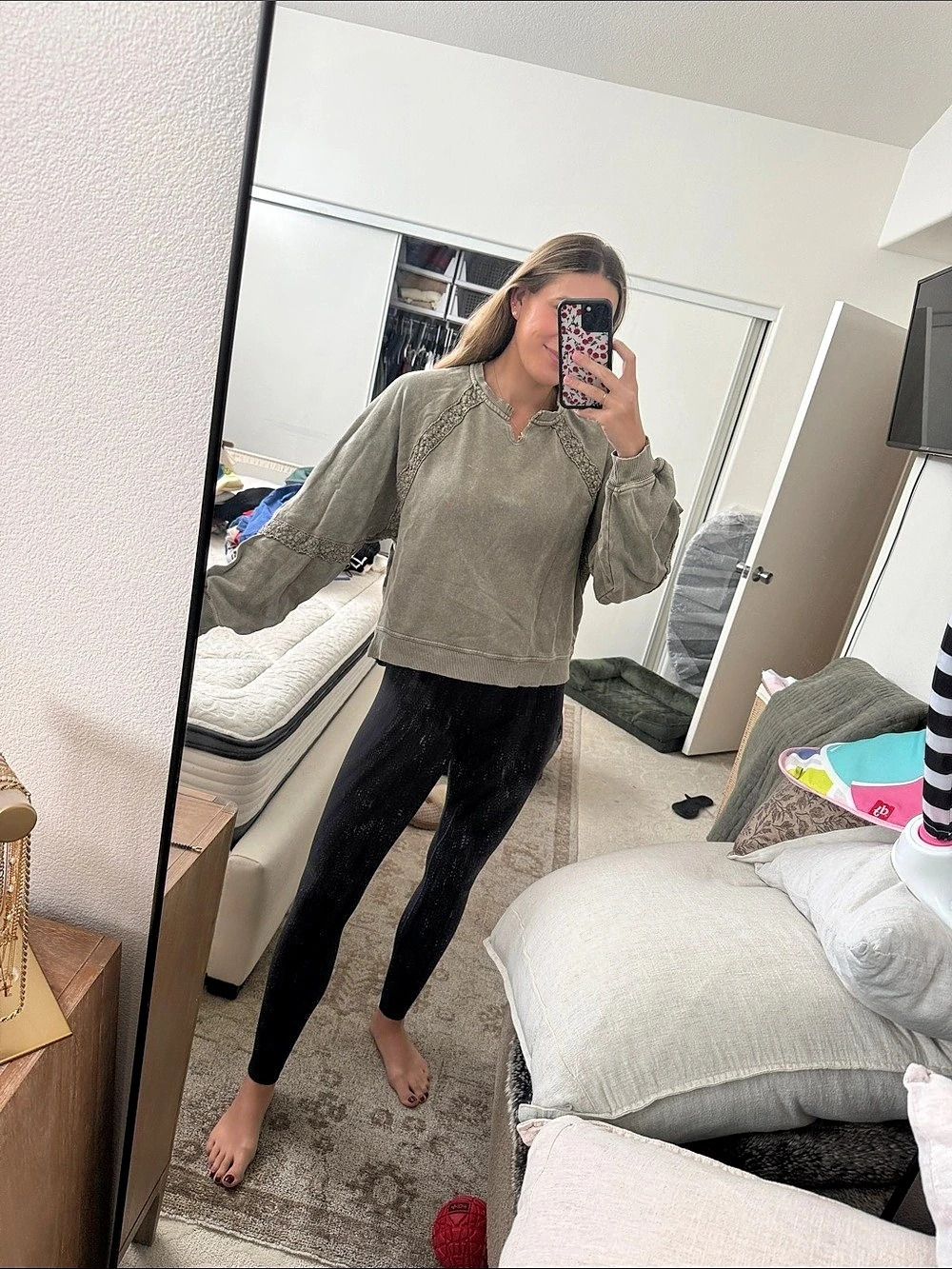 Aerie Green Long Sleeve Sweatshirt